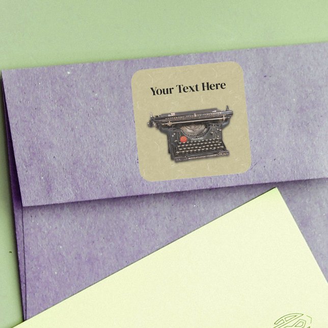 Literarische Themed Vintag Black Schreibmaschine a Quadratischer Aufkleber (black manual vintage typewriter on a marbled texture look on tan stickers.)
