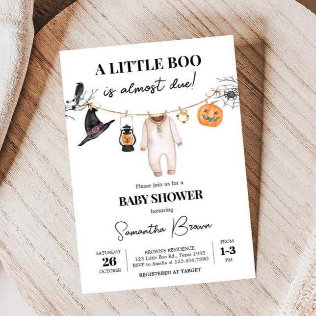 Little Boo Halloween Baby Dusche Einladung (Halloween Baby Clothes Baby Shower Invitation
)