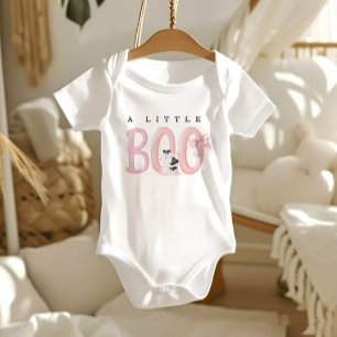 Little Boo steht kurz vor Halloween Baby Shower Strampler