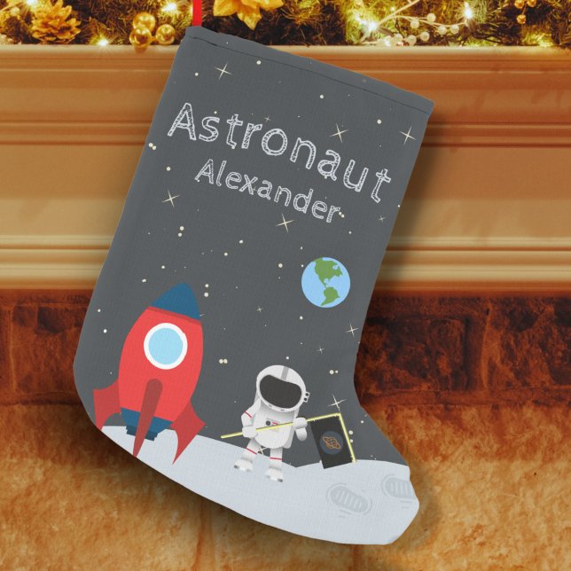 Little Boy Astronaut on Moon, First Name Space Kleiner Weihnachtsstrumpf (Von Creator hochgeladen)