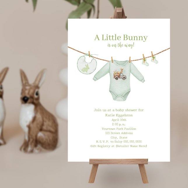 Little Bunny Oaster Kleidung Green Boy Baby Dusche Einladung (Von Creator hochgeladen)