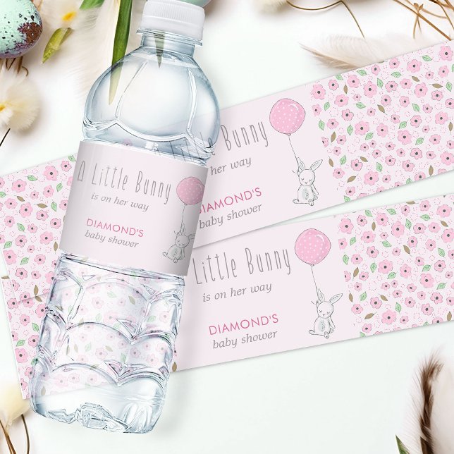 Little Bunny Pink Floral Baby Dusche Wasserflaschenetikett (Water Bottle Labels from my Little Bunny & Balloon Baby Shower collection)