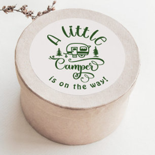 Little Camper ist auf dem Weg minimalistisch grün Runder Aufkleber