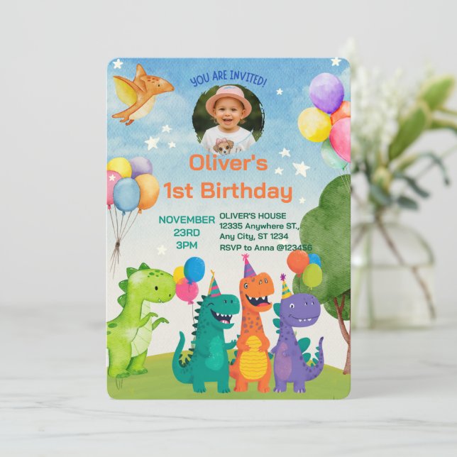 Little Dino 1st Birthday Invitation Einladung (Stehend Vorderseite)