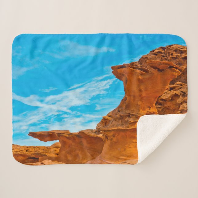 Little Finland Red Rock Skulpturen Sherpadecke (Vorderseite (Horizontal))