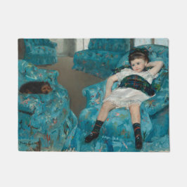 Little Girl in einem blauen Sessel (von Mary Cassa Fußmatte