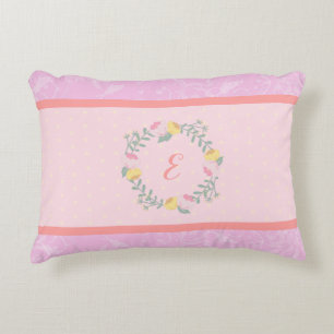 Little Girl Pastel Pink Floral Monogram Dekokissen