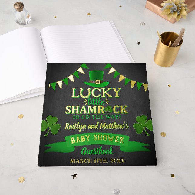 Little Kleeblatt St. Patrick's Day Baby Shower Gästebuch (Vorderseite Offen)