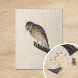 Little Owl | William Lewin Puzzle<br><div class="desc">Little Owl (vor 1790) | William Lewins Little Owl ist ein bezauberndes und präzises Gemälde mit einer kleinen braunen Eule, die auf einem Ast auf einem minimalistischen neutralen Hintergrund steht. Das Kunstwerk erfasst den ausdrucksvollen Blick der Eule, die weichen Federn und die kompakte Form mit viel Liebe zum Detail. Die...</div>