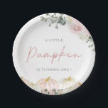 Little Pumpkin Erste Geburtstagsparty Pappteller<br><div class="desc">Feiern Sie Ihren ersten Geburtstag mit unseren **Little Pumpkin First Birthday Party Paper Tellern**. Diese charmanten Teller sind mit bezaubernden Kürbisgrafiken und festlichen Farbtönen geschmückt und eignen sich perfekt für eine Geburtstagsfeier im Herbst. Sie wurden für Ihr "Little Pumpkin"-Thema entwickelt und fügen eine Touch von Launen und saisonalen Beifall zu...</div>