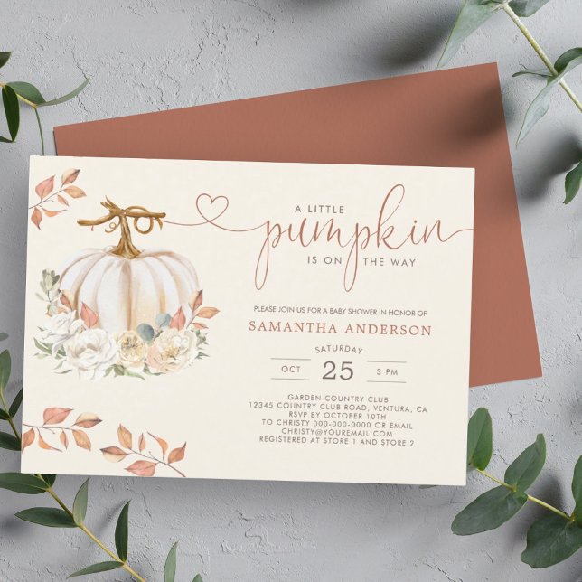 Little Pumpkin Rustic Fall Floral Baby Dusche Einladung (A pumpkin baby shower invite is a delightful way to incorporate the fall season to celebrate.)