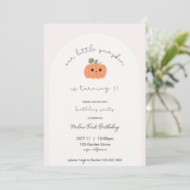 Little Pumpkin’s First Birthday Invitation Einladung (Stehend Vorderseite)