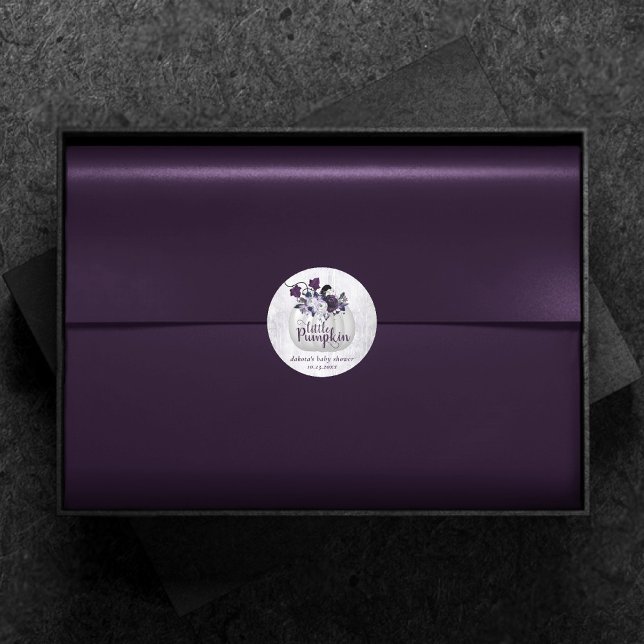 Little Pumpkin | Violet Lila Rustikale Babydusche Runder Aufkleber (Von Creator hochgeladen)