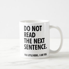 Little Rebel zerteilt Tasse