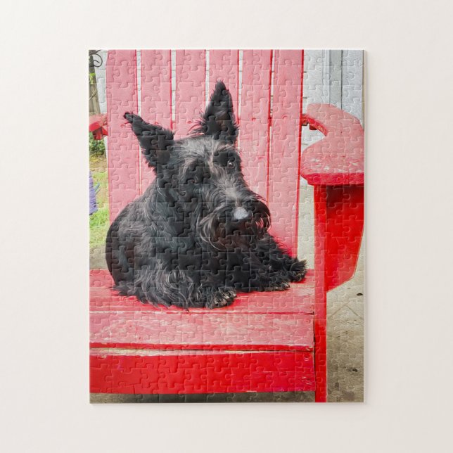 Little Scottie in einem großen roten Stuhl Puzzle (Vertikal)