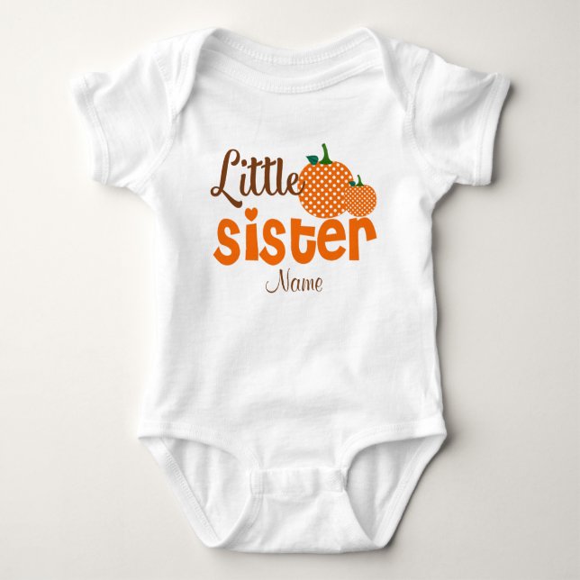 Little Sister Pumpkin Personalisiertes Shirt (Vorderseite)