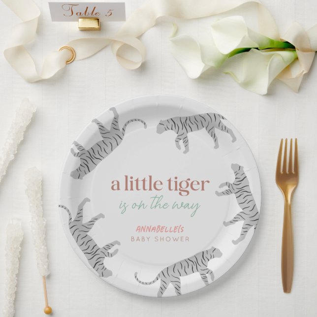 Little Tiger Modern Gray Baby Dusche Pappteller (Hochzeit)