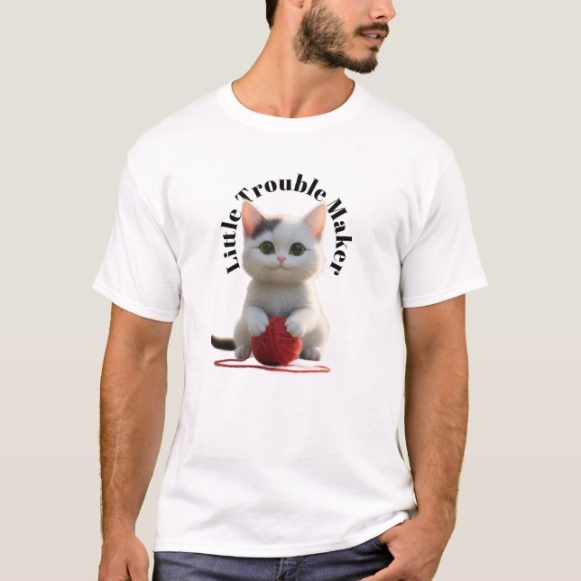 "Little Trouble Maker" Cute Kitten and Yarn  T-Shirt (Vorderseite)