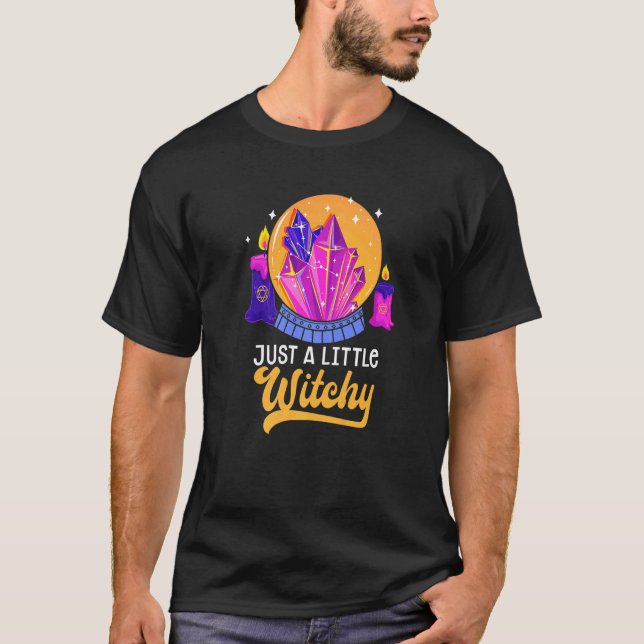Little Witchy Crystal Divination Ball Tarot Cards  T-Shirt (Vorderseite)