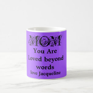 Lived Beyond Words Mama, Lila-Schwarz Personalisie Kaffeetasse