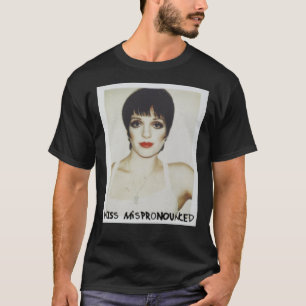 Liza mit einem Z-klassischen T - Shirt