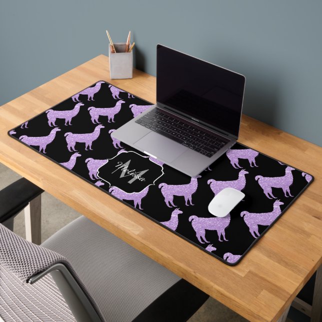 Llama Lila Lavendel Glitzern Monogramm Schreibtischunterlage (Büro 2)