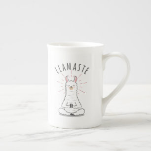 Llama Yoga Pose mit Lamaste-Kaffee-Tasse Prozellantasse