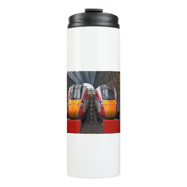 LNER Azumas am King's Cross Thermosbecher (Vorderseite)
