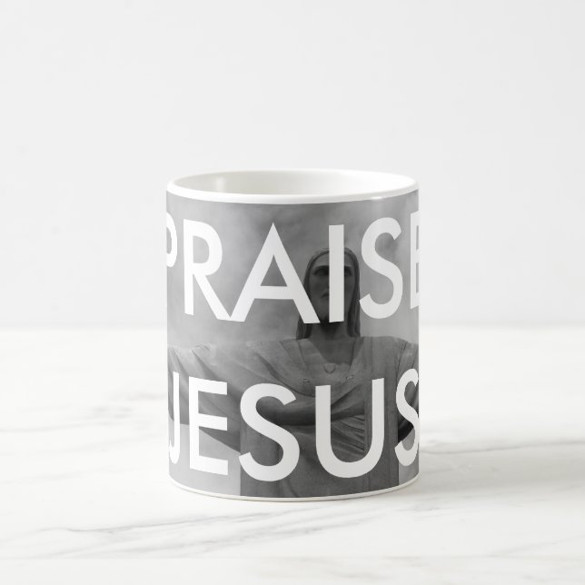 Lob Jesus in der Brasilien-Büro-Tasse Tasse (Mittel)