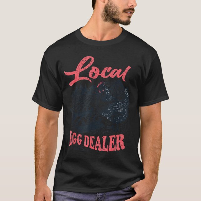 Local Egg Er Retro Chicken Funny Farmer Easter Adu T-Shirt (Vorderseite)