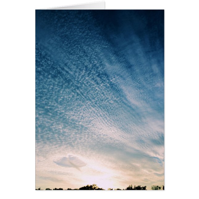 Loch in den Wolken - Schrifts-Karte (Vorne)