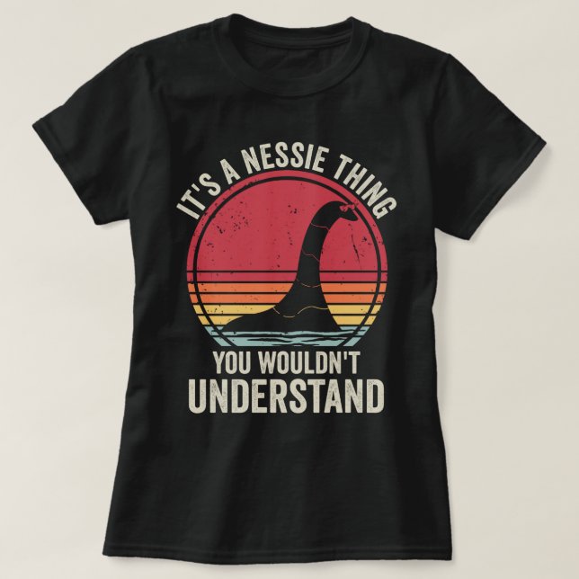 Loch Ness Monster Funny T-Shirt (Design vorne)