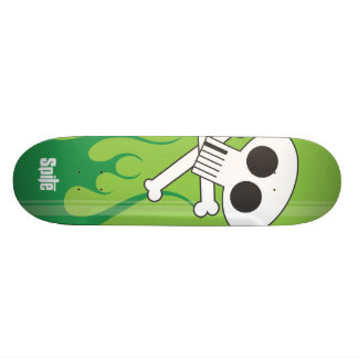 Lodernder Schädel Skateboard