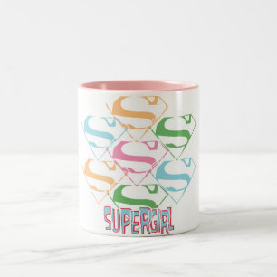 Logo-Collage von Supergirl Pastel Zweifarbige Tasse