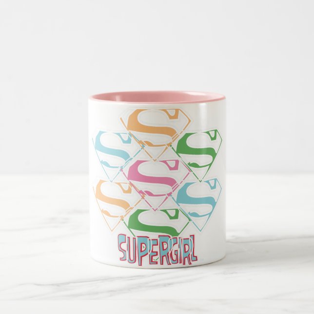 Logo-Collage von Supergirl Pastel Zweifarbige Tasse (Mittel)