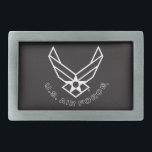 Logo der Luftwaffe - Schwarz Rechteckige Gürtelschnalle<br><div class="desc">Dieses Design zeichnet sich durch das ikonische Air Force Logo-Set vor einem auffallend blauen Hintergrund aus. Das gepflegte und patriotische Aussehen verkörpert die Ehre,  den Stolz und die Tradition der United Staaten Air Force und eignet sich somit hervorragend für die Unterstützung und Anerkennung des Militärdienstes.</div>