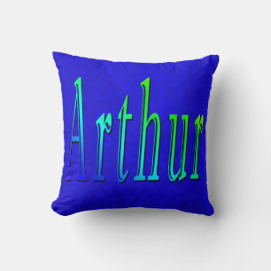 Logo des Arthur-Namens auf blauem Mosaik Kissen