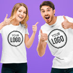 Logo für benutzerdefinierte Unternehmen T-Shirt<br><div class="desc">Personalisieren Sie ein Shirt mit dieser einfachen und minimalistischen Logo-Vorlage,  und fördern Sie Ihr Unternehmen oder Ihr Unternehmen,  um die Leads zu erhöhen und mehr Umsatz zu generieren. Fügen Sie Ihr Logo hinzu. Wenn Sie Hilfe oder passende Elemente benötigen,  wenden Sie sich bitte an mich</div>