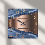 Logo für das Goldgeschäft der Rose Blauer Marmor Quadratische Wanduhr<br><div class="desc">Ein dunkelblau und Rose goldfarbenes Blatt,  Marmorsteindruck als Hintergrund Persönlich gestalten und Ihr Firmenlogo hinzufügen. Goldene Zahlen.</div>