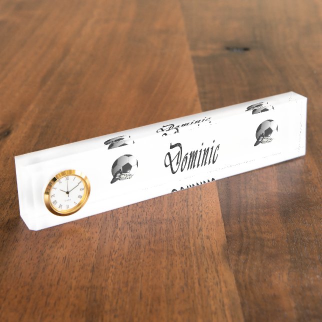 Logo für den Dominamen mit Soccerball und Schuhen, Namensplakette (Seite)