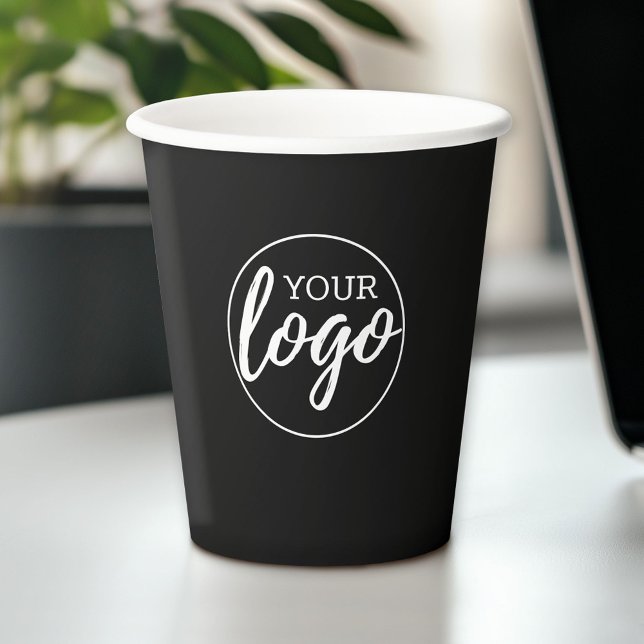 Logo hinzufügen - Schwarzer Hintergrund im minimal Pappbecher (Custom Paper Cup with Business Branding and Logo)