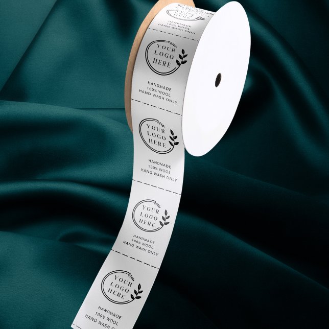 Logo-Labels für die Kleidungspflege Satinband (Von Creator hochgeladen)