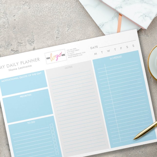 Logo Minimalistisch Blue Undated Daily Planner hin Notizblock (Von Creator hochgeladen)