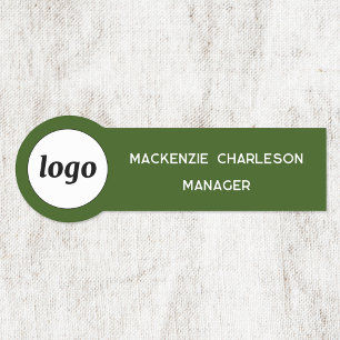 Logo Mitarbeiter Personal Waldgrün Unternehmen Namensschild