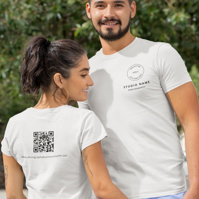 Logo Name Fotostudio QR-Code T-Shirt (Von Creator hochgeladen)