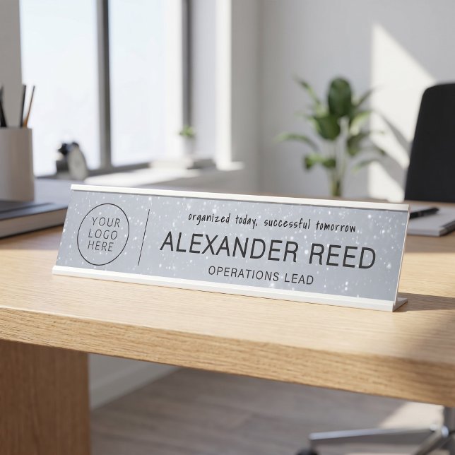 Logo Namensschilder Benutzerdefiniert Schimmer Sil (Logo Name Plates Custom Shimmer Silver)