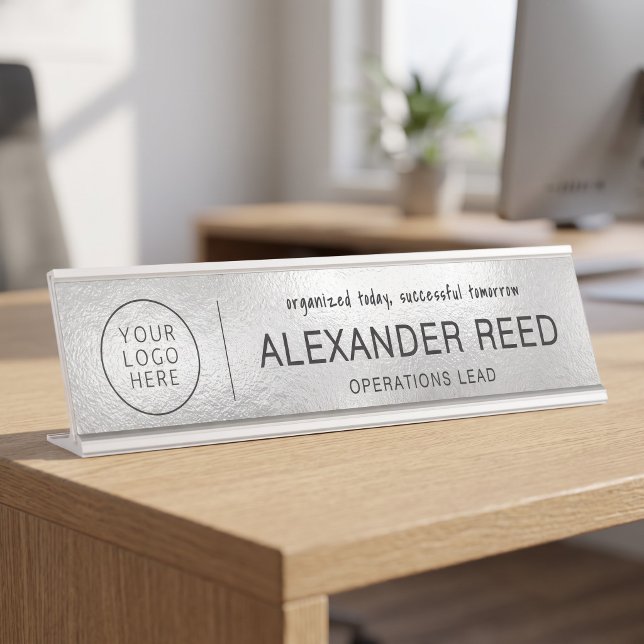 Logo Namensschilder Elegant Stromlinienförmig Silb (Logo Name Plates Elegant Sleek Silver)