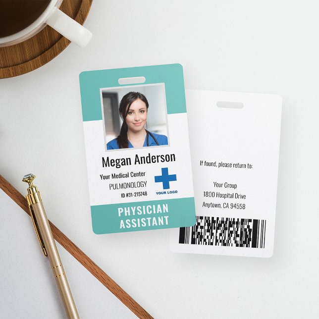 Logo und Foto-ID für personalisierte Krankenhausmi Ausweis (Von Creator hochgeladen)