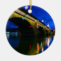 London-Brücke an der Dämmerung