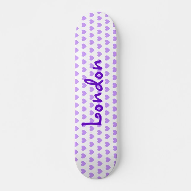 London im Lila Skateboard (Vorne)
